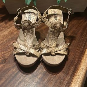 Kenneth Cole production snake skin 4 inch heel sandal